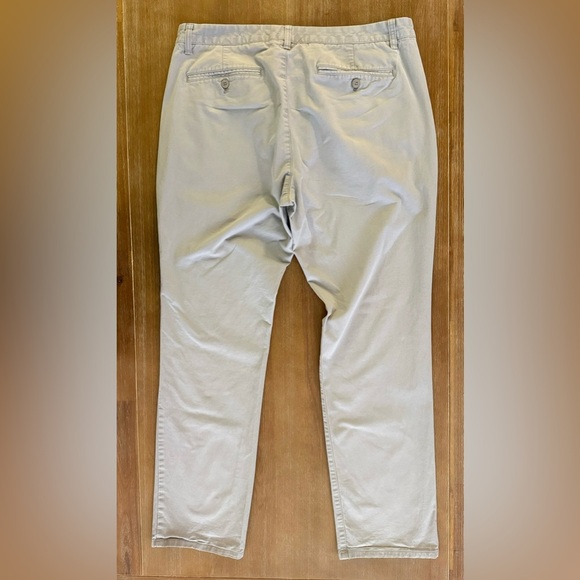 Bonobos Gray Slim Fit Men’s Chino Pants Size 38/32 - Picture 2 of 6